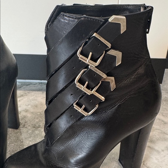 Christian Louboutin Black Leather Ankle Boots - Picture 6 of 8